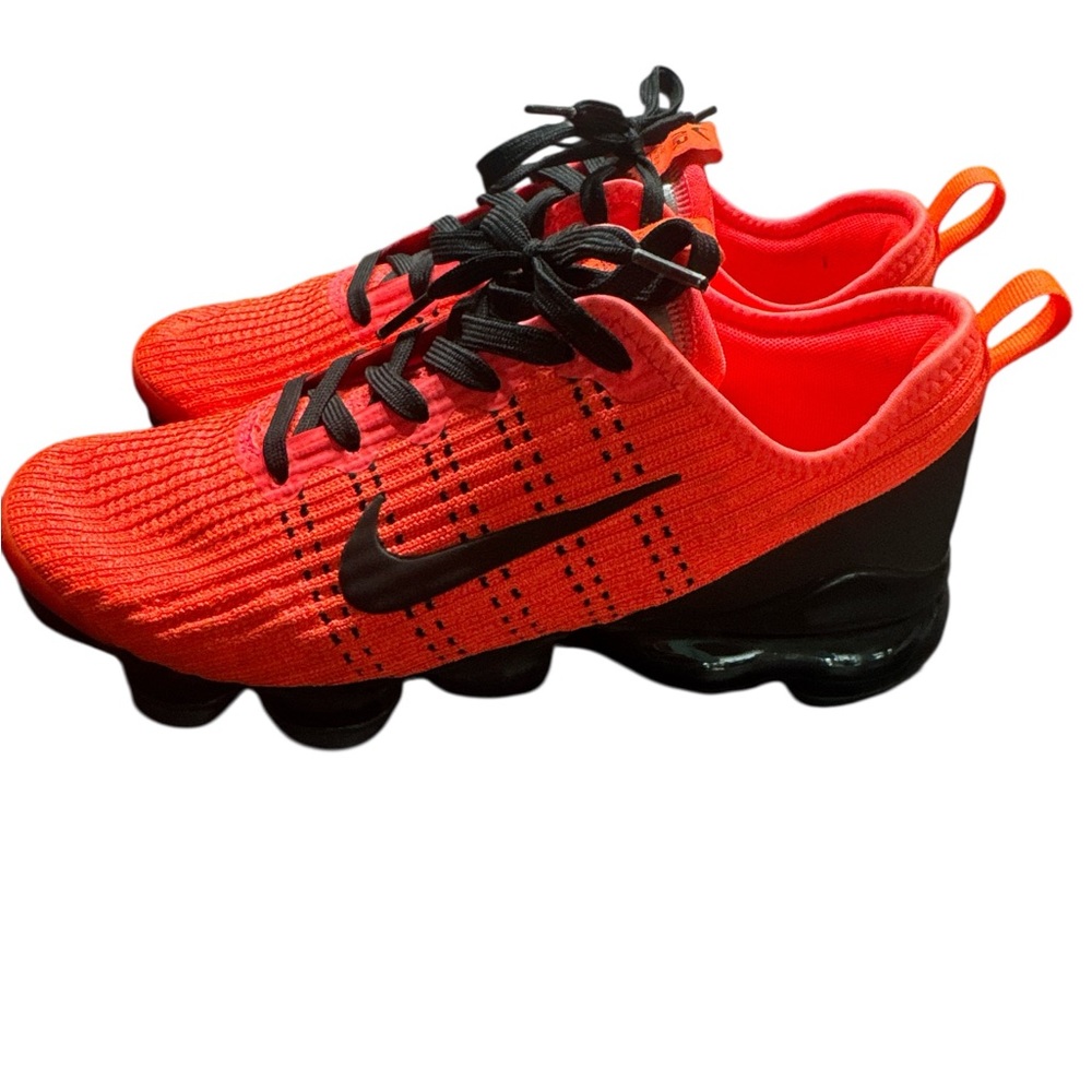 Nike Air Bright Pink Athletic Gym Shoes VaporMax Flyknit 3  Flash Crimson/Black - Picture 3 of 7